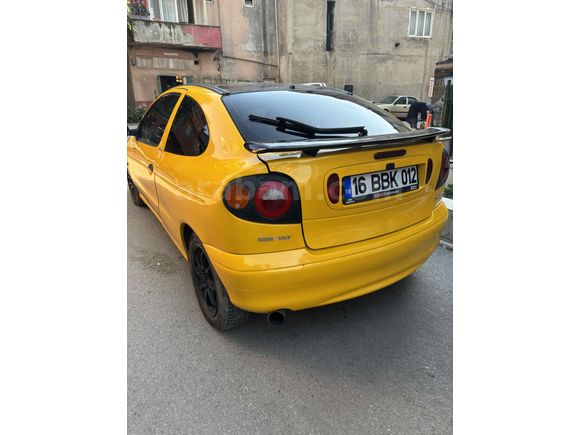 Sahibinden Renault Megane 2.0 Coupe 1998 Model 
