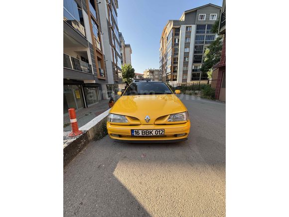 Sahibinden Renault Megane 2.0 Coupe 1998 Model 