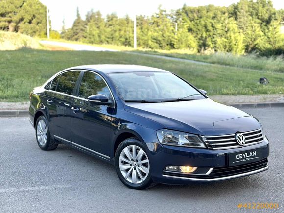 // 2013 PASSAT 1.6 TDİ DSG İÇİ BEJ DÜŞÜK KM DEĞİŞENSİZ //