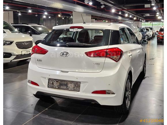 Mais İzmir Şube Hyundai i20 1.4 CRDI Style