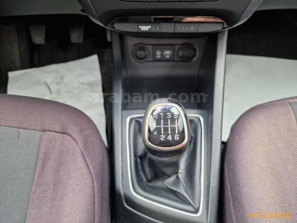 Mais İzmir Şube Hyundai i20 1.4 CRDI Style