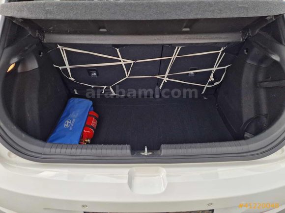 Mais İzmir Şube Hyundai i20 1.4 CRDI Style
