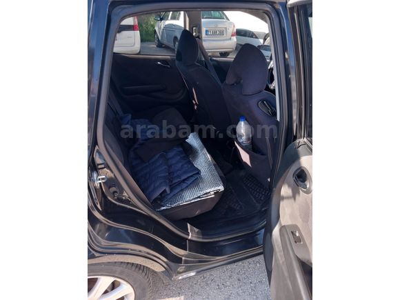 Sahibinden Honda Jazz 1.4 ES Elite 2009 Model