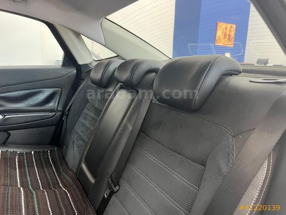 142 BİN KM'DE 1.6 TITANIUM SUNROOFLU LPG'Lİ FORD MONDEO