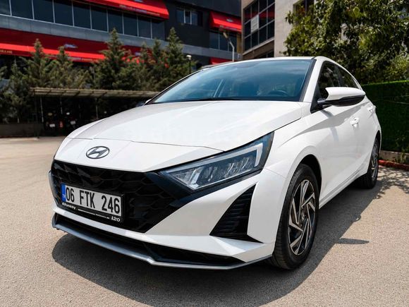 2026 model Hyundai i20 1.0 T-GDI Style   Hatasız-Boyasız 
