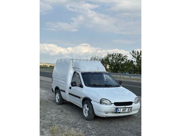 Sahibinden Opel Combo 1.7 D 2000 Model 