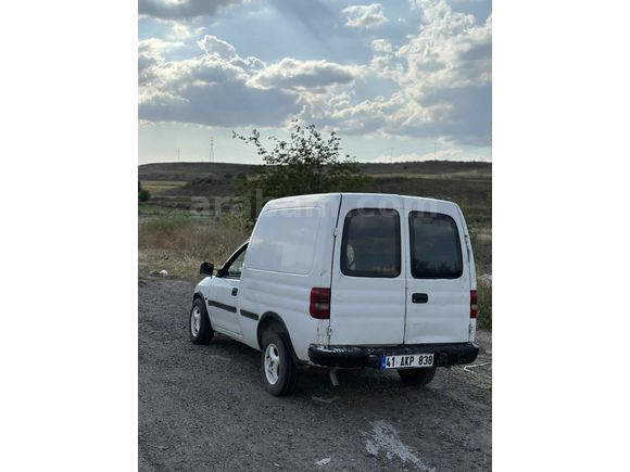 Sahibinden Opel Combo 1.7 D 2000 Model 