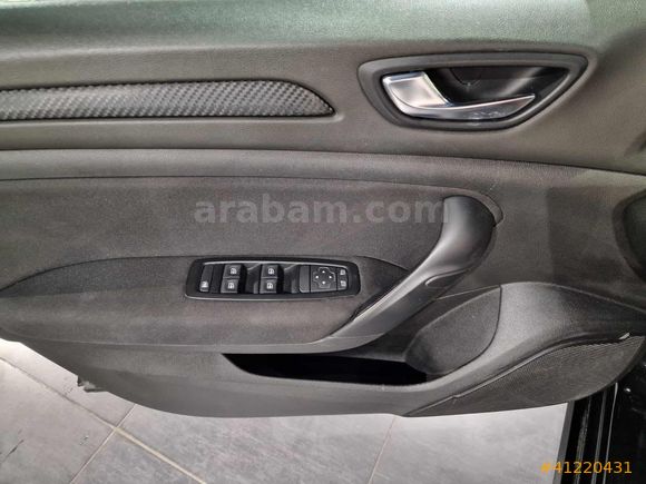 Mais İzmir Şube Megane Sedan 1.6 16V Joy