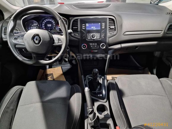 Mais İzmir Şube Megane Sedan 1.6 16V Joy