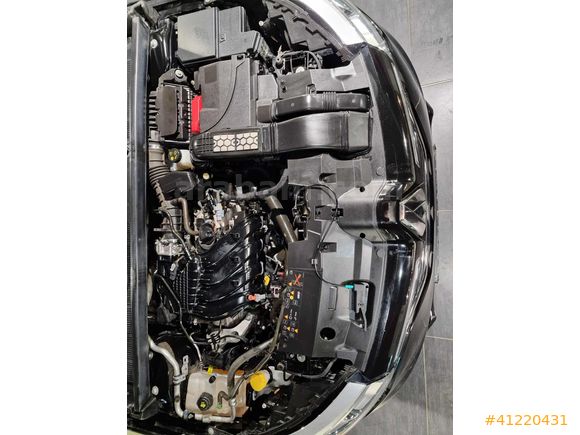Mais İzmir Şube Megane Sedan 1.6 16V Joy