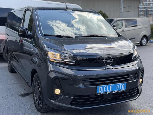 DİCLE'den 2025 VİVARO 5+1 ULTİMATE GERİ GÖRÜŞ HAYALET KREDİ+TKAS