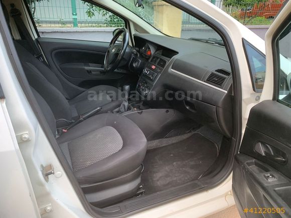2014 MODEL ORJİNAL 2 PARÇA BOYALI LİNEA 246 BİN KMDE