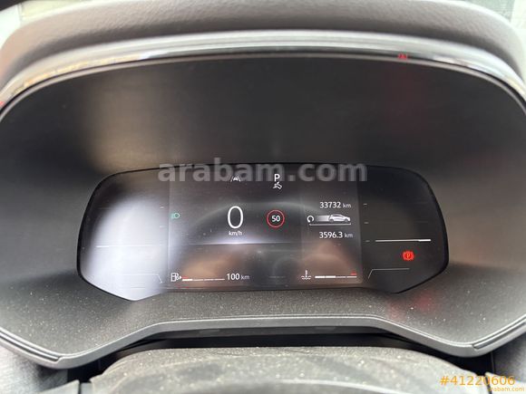 Galeriden Renault Clio 1.0 TCe Evolution 2024 Model Tokat 33.732 km Gri (metalik)