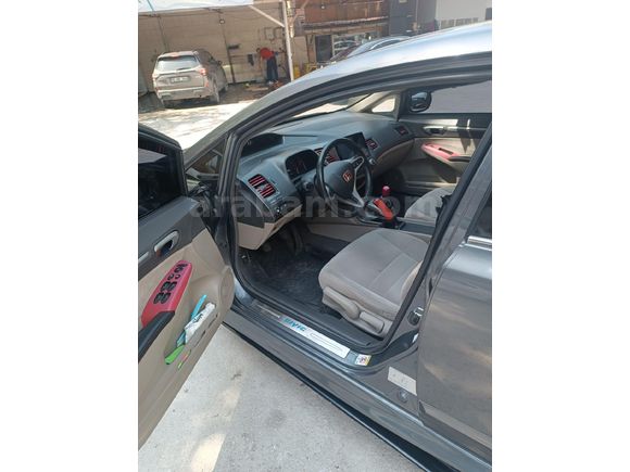 Sahibinden Honda Civic 1.6i VTEC Elegance 2010 Model