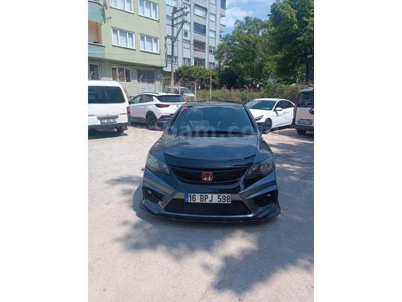 Sahibinden Honda Civic 1.6i VTEC Elegance 2010 Model