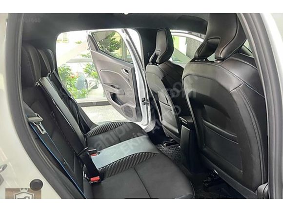 Sahibinden Renault Clio 1.0 TCe Techno Esprit Alpine 2025 Model