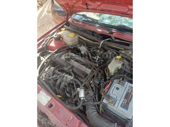 Sahibinden Ford Fiesta 1.25 Flair 1998 Model  270.000 km Bordo
