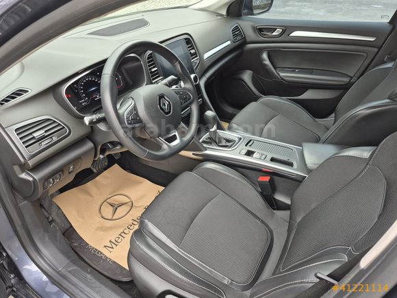 BULUT NETCAR'DAN 2024 1.3 TCE MEGANE ICON HATASIZ DEĞİŞENSİZ