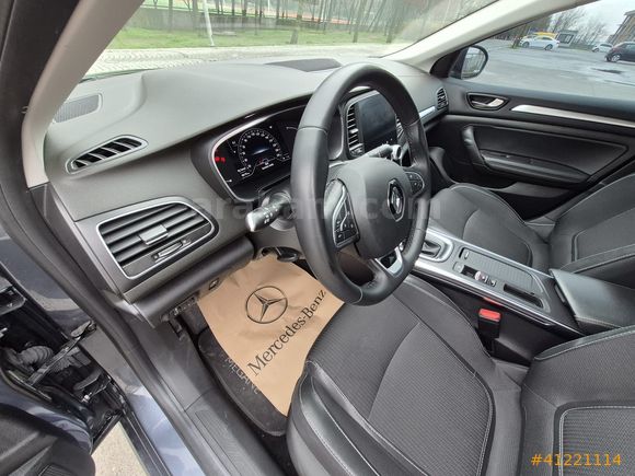 BULUT NETCAR'DAN 2024 1.3 TCE MEGANE ICON HATASIZ DEĞİŞENSİZ