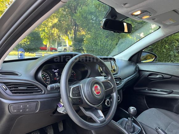 Galeriden Fiat Egea 1.4 Fire Easy Plus 2023 Model Aydın 40.000 km Füme