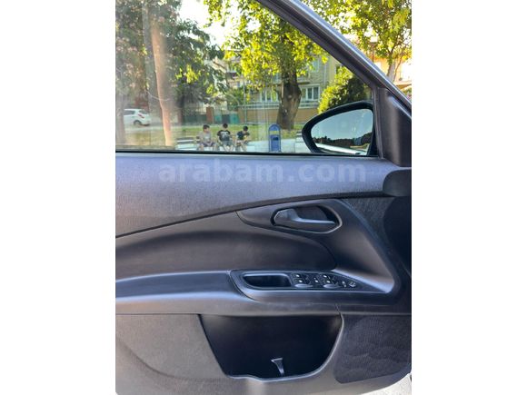 Galeriden Fiat Egea 1.4 Fire Easy Plus 2023 Model Aydın 40.000 km Füme