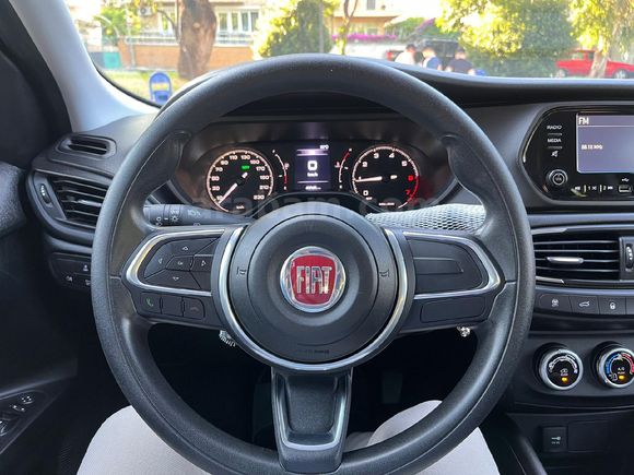 Galeriden Fiat Egea 1.4 Fire Easy Plus 2023 Model Aydın 40.000 km Füme