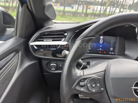 BULUT NETCAR'DAN 2023 MODEL OPEL CORSA 1.2 T GS CAM TAVAN HATASZ