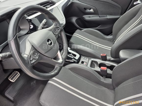 BULUT NETCAR'DAN 2023 MODEL OPEL CORSA 1.2 T GS CAM TAVAN HATASZ
