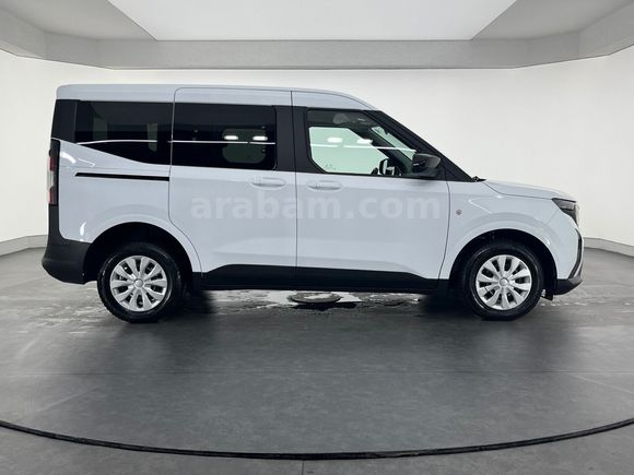 otomobil Ford Tourneo Courier 1.5 EcoBlue Deluxe