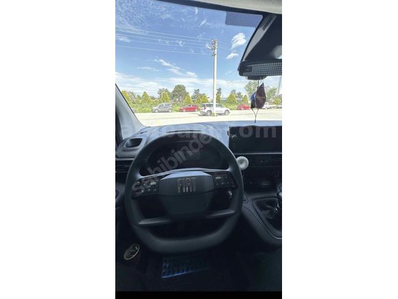 Sahibinden Fiat Doblo Combi 1.2 PureTech Easy 2025 Model 