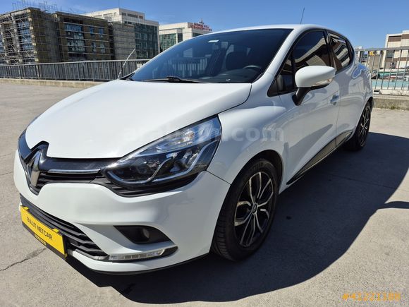 BULUT NETCAR'DAN 2017 MODEL RENAULT CLİO 1.5 dCİ TOUCH