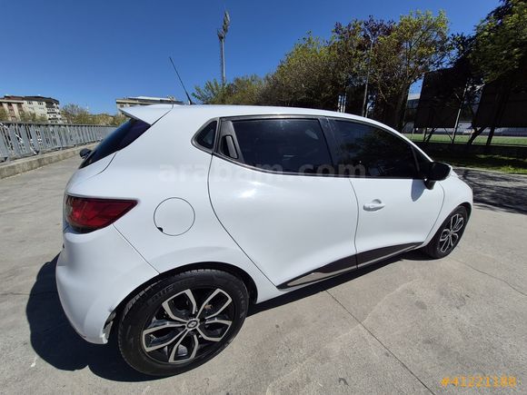 BULUT NETCAR'DAN 2017 MODEL RENAULT CLİO 1.5 dCİ TOUCH