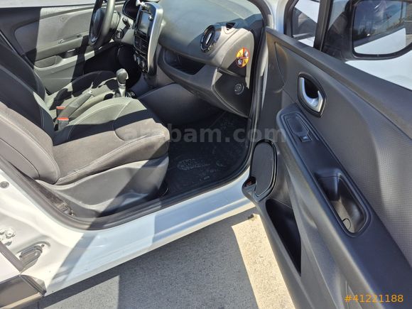 BULUT NETCAR'DAN 2017 MODEL RENAULT CLİO 1.5 dCİ TOUCH