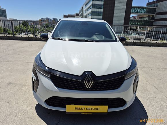 BULUT NETCAR'DAN 2023 CLİO 1.0 TCE EQUİLİBRE 79 BİN KM TESLA