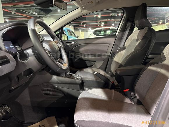 %0.99 Faiz Fırsatı ile Renault Clio 1.0 TCE Evolution %20 KDV