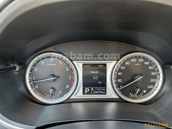 Galeriden Suzuki Vitara 1.6 GLX 2016 Model Antalya 104.076 km Beyaz