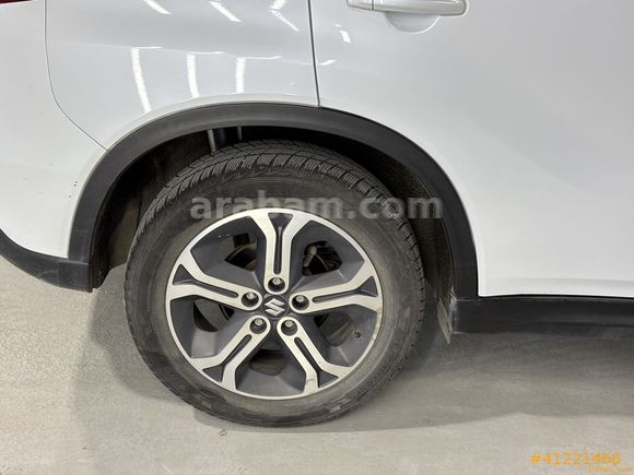 Galeriden Suzuki Vitara 1.6 GLX 2016 Model Antalya 104.076 km Beyaz