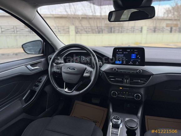 2023 FORD FOKUS 1.5 ECOBLUE TİTANIUM OTOMATİK 84_KM 12 AY TAKSİT