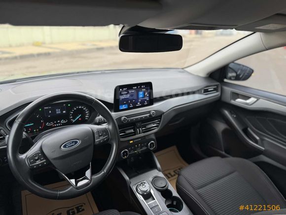 2023 FORD FOKUS 1.5 ECOBLUE TİTANIUM OTOMATİK 84_KM 12 AY TAKSİT