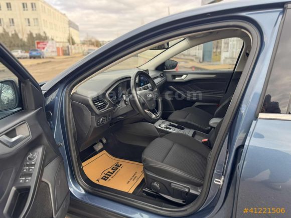 2023 FORD FOKUS 1.5 ECOBLUE TİTANIUM OTOMATİK 84_KM 12 AY TAKSİT