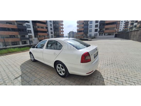 Sahibinden Skoda Octavia 1.6 TDI Elegance 2011 Model