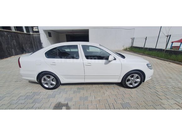 Sahibinden Skoda Octavia 1.6 TDI Elegance 2011 Model