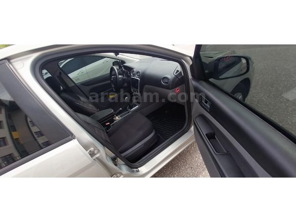 Sahibinden Ford Focus 1.6 Comfort 2010 Model