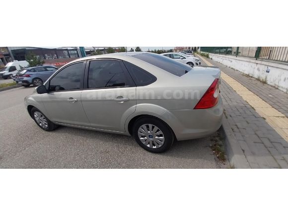 Sahibinden Ford Focus 1.6 Comfort 2010 Model