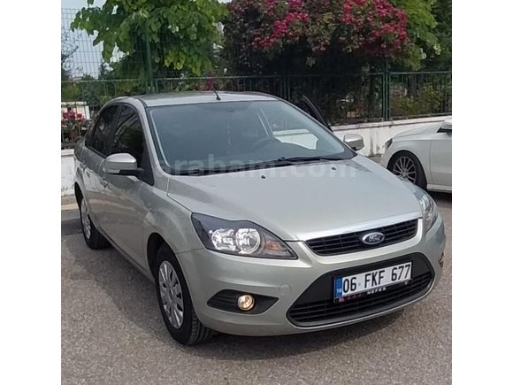 Sahibinden Ford Focus 1.6 Comfort 2010 Model