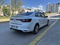 SAHİBİNDE HATASIZ BOYASIZ MEGANE 4