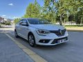 SAHİBİNDE HATASIZ BOYASIZ MEGANE 4