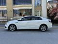 SAHİBİNDE HATASIZ BOYASIZ MEGANE 4