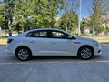 SAHİBİNDE HATASIZ BOYASIZ MEGANE 4