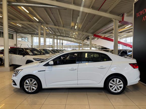 2022 RENAULT MEGANE 1.3 TCE JOY